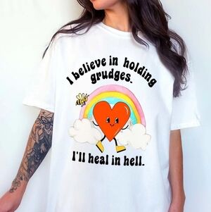 Untamedego I believe in Holding Grudges Graphic Tee